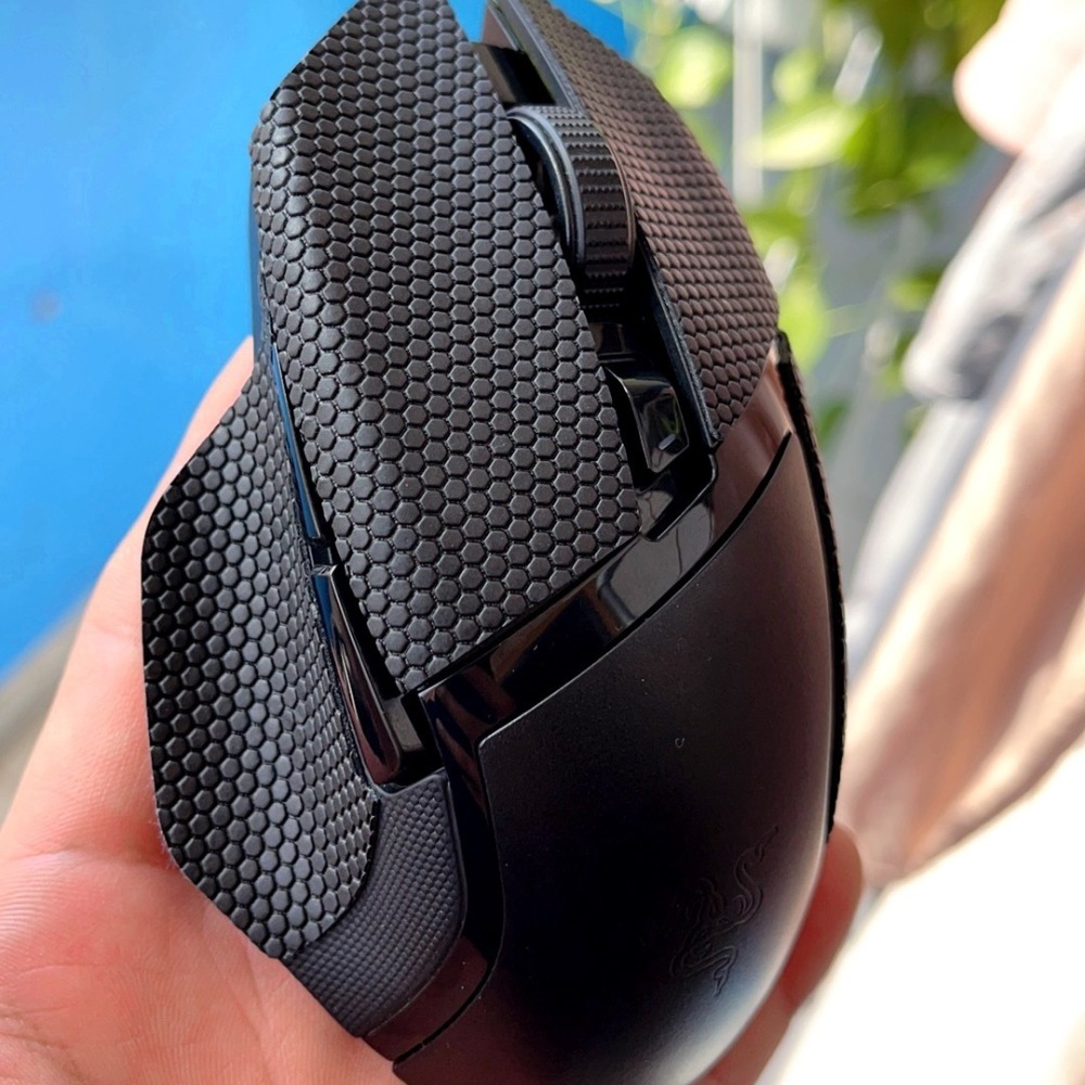 Tech Gaming Accessories - شريط مانع للانزلاق لفأرة Razer Basilisk