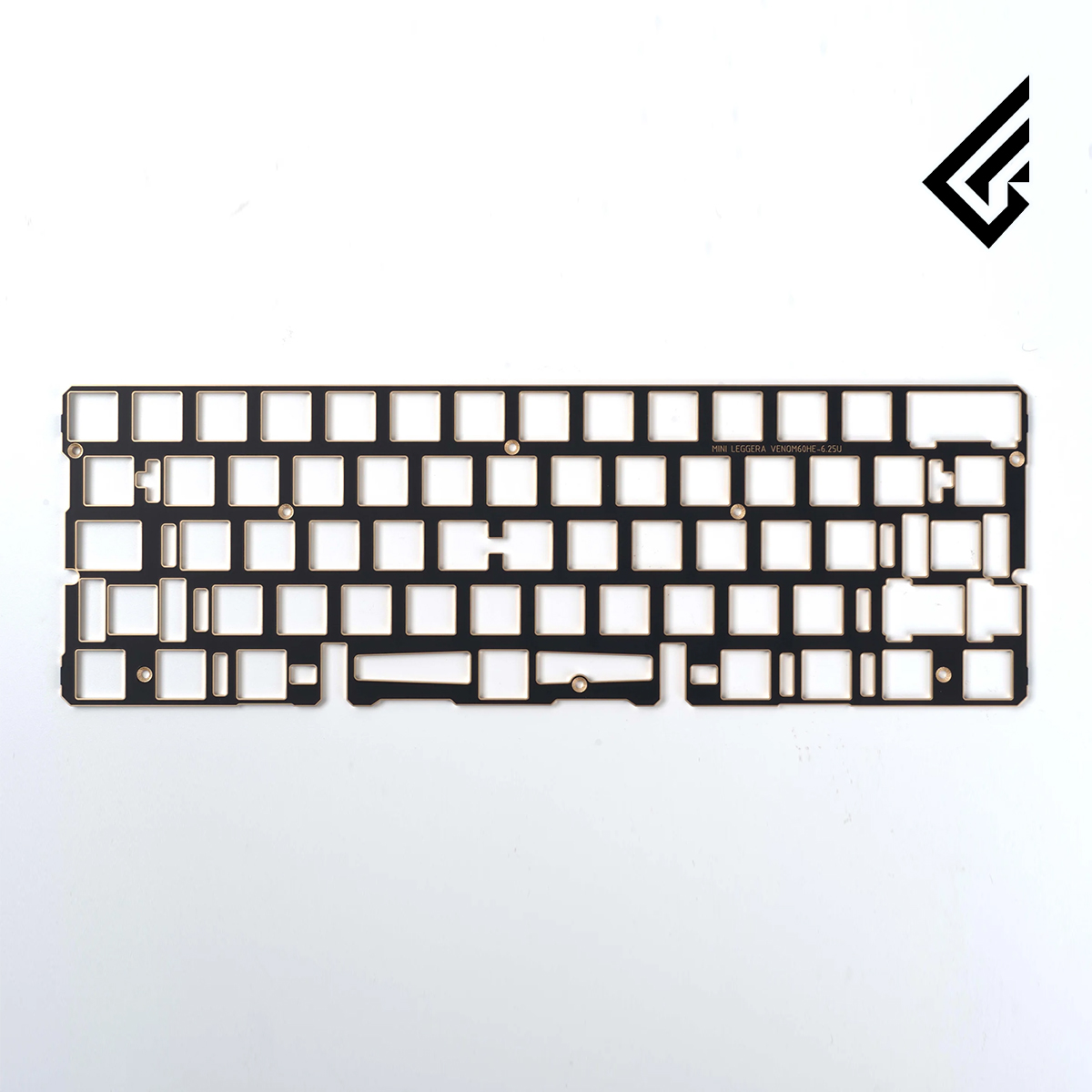 لوحة مفاتيح مخصصة من جيونووركس - مراجعة Tech Gaming Accessories وسعره