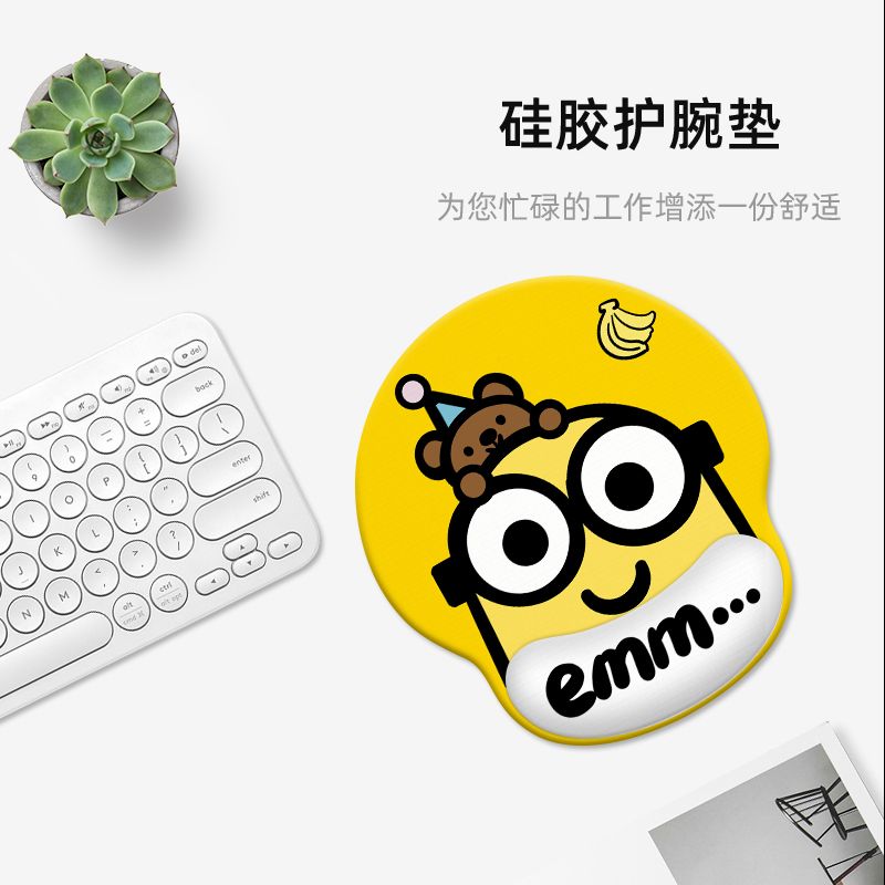 سجادة ماوس كرتونية لطيفة على ش - مراجعة Tech Accessories For Office Desk وسعره