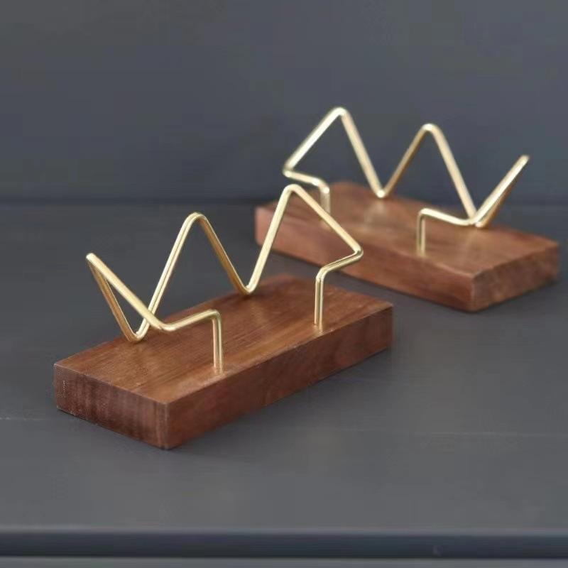 【A8】حامل بطاقات عمل خشبي، منظم - مراجعة Tech Accessories For Office Desk وسعره